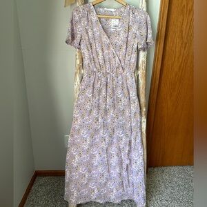 NWT All in favor lilac floral midi dress